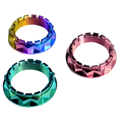 Nakrętki tylnej osi Ducati ze stopu tytanu